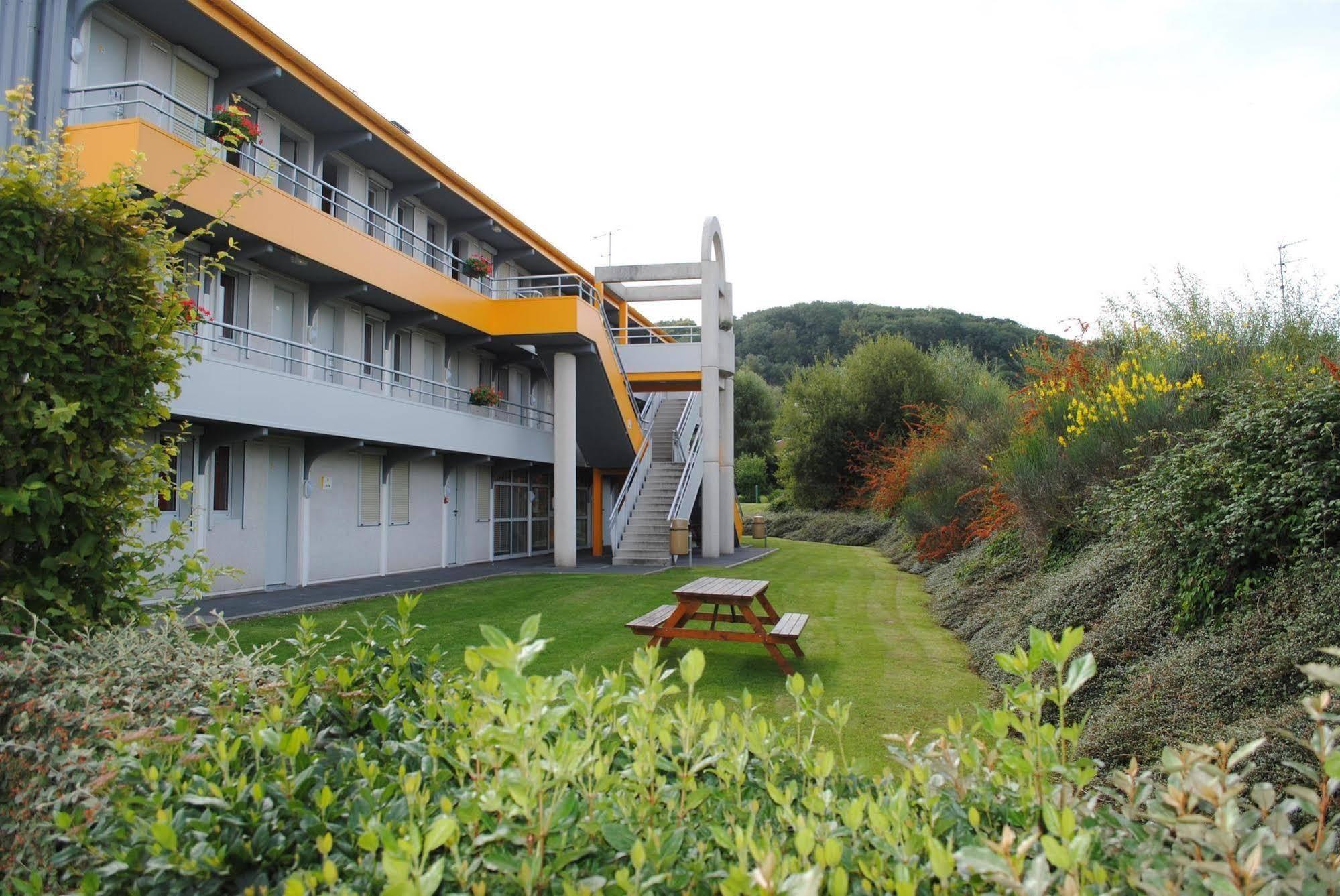 Premiere Classe Honfleur La Riviere-Saint-Sauveur Bagian luar foto